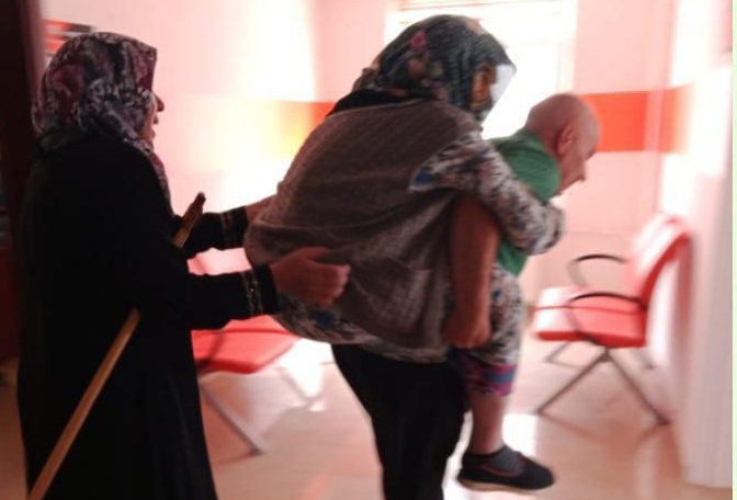 Bayburt'ta Nüfus Müdürlüğü Personelinden İç Isıtan Davranış