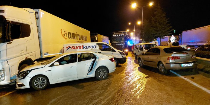 Feci Kaza: 23 Araç Birbirine Girdi, 18 Kişi Yaralandı