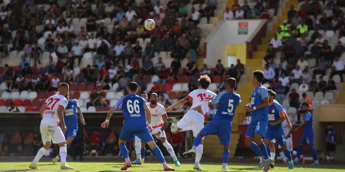 TFF 3.LİG : GÜMÜŞHANESPOR EVİNDE ALANYA KESTELSPOR'LA 0 - 0 BERABERE KALDI