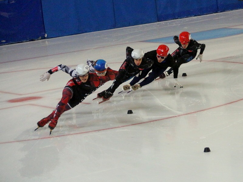 TÜRKİYE SHORT TRACK FEDERASYON KUPASI, ERZURUM PALANDÖKEN BUZ PATENİ PİSTİ'NDE DÜZENLENDİ