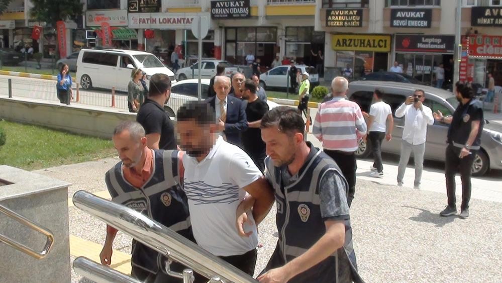 ÇORUM'DA BOŞANMA AŞAMASINDA OLDUĞU EŞİNİN KIZ KARDEŞİNİ ÖLDÜREN ŞAHIS, "PSİKOLOJİM İYİ DEĞİLDİ” DİYEREK KENDİNİ SAVUNDU