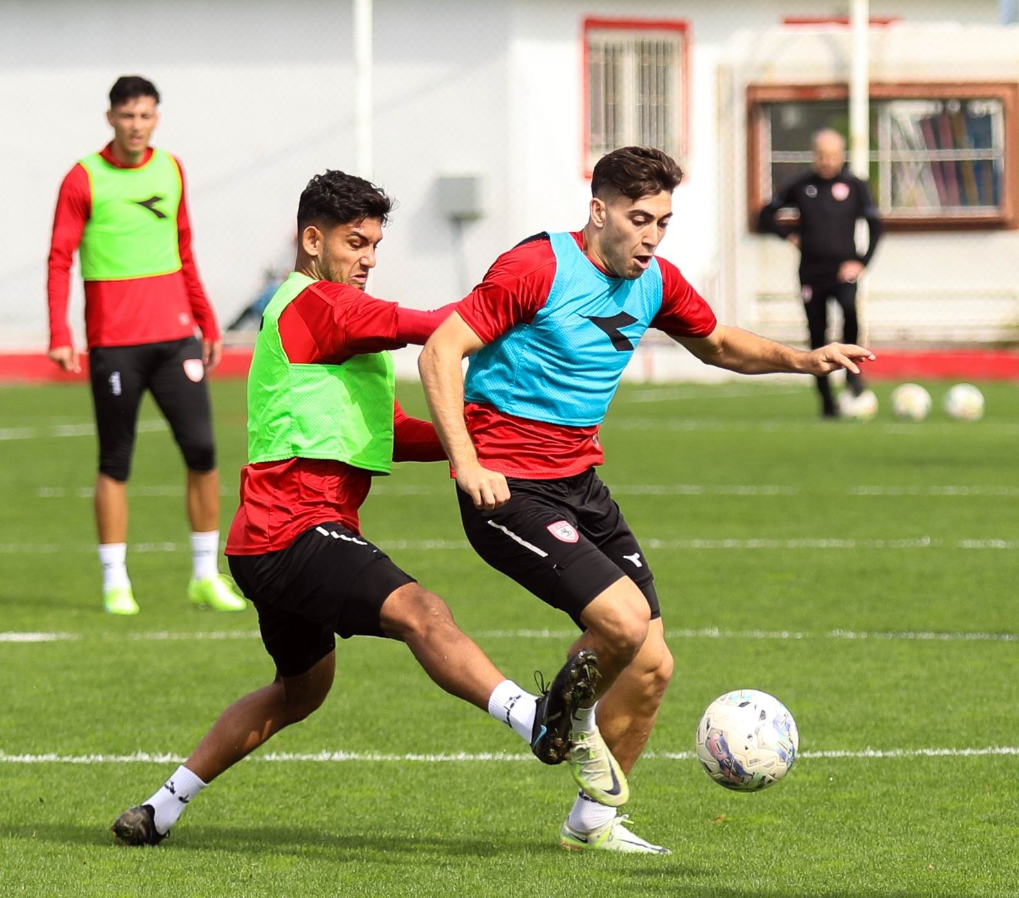 SPOR TOTO 1. LİG EKİPLERİNDEN SAMSUNSPOR İLE ALTINORDU, LİGİN 9. HAFTASINDA 15 EKİM CUMARTESİ GÜNÜ SAAT 19.00'DA 21. RANDEVUYA ÇIKACAKLAR
