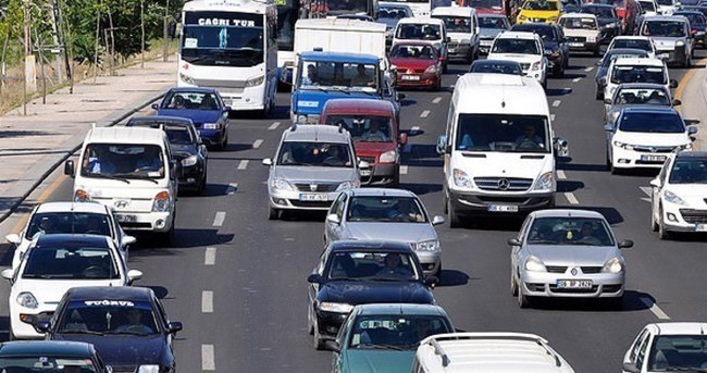BAYBURT’TA TRAFİĞE KAYITLI ARAÇ SAYISI EYLÜL AYI SONU İTİBARIYLA 16 BİN 335 OLDU