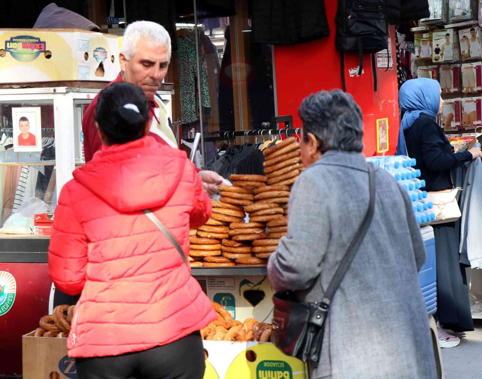 SAMSUN'DA 60 GRAM SİMİDİN FİYATI, 1 TL ZAMLANARAK 4 TL'YE YÜKSELDİ