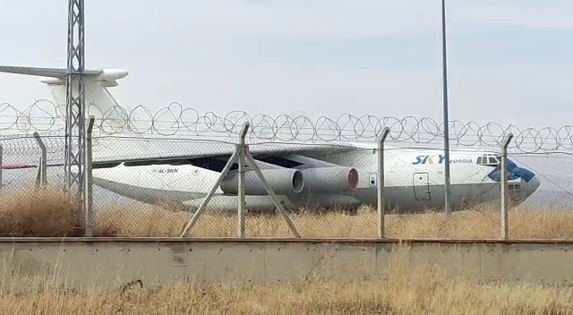 VAN'DA 11 YIL ÖNCE MEYDANA GELEN DEPREMDE YARDIM MALZEMESİ GETİREN SKY GEORGİA AİRLİNES UÇAĞI ARIZA NEDENİYLE 11 YILDIR ERZURUM HAVALİMANINDA BEKLEYEN GÜRCİSTAN UÇAĞI İHALE İLE SATILACAK
