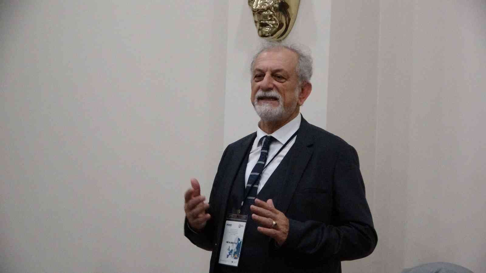 PROF. DR. KADİR SEYHAN: " ’PALAMUT BOL OLUNCA HAMSİ AZ OLUR’ SÖYLEMİNİ BİLİMSEL OLARAK İSPAT EDEMESEK DE DOĞRU OLMA İHTİMALİ VAR"