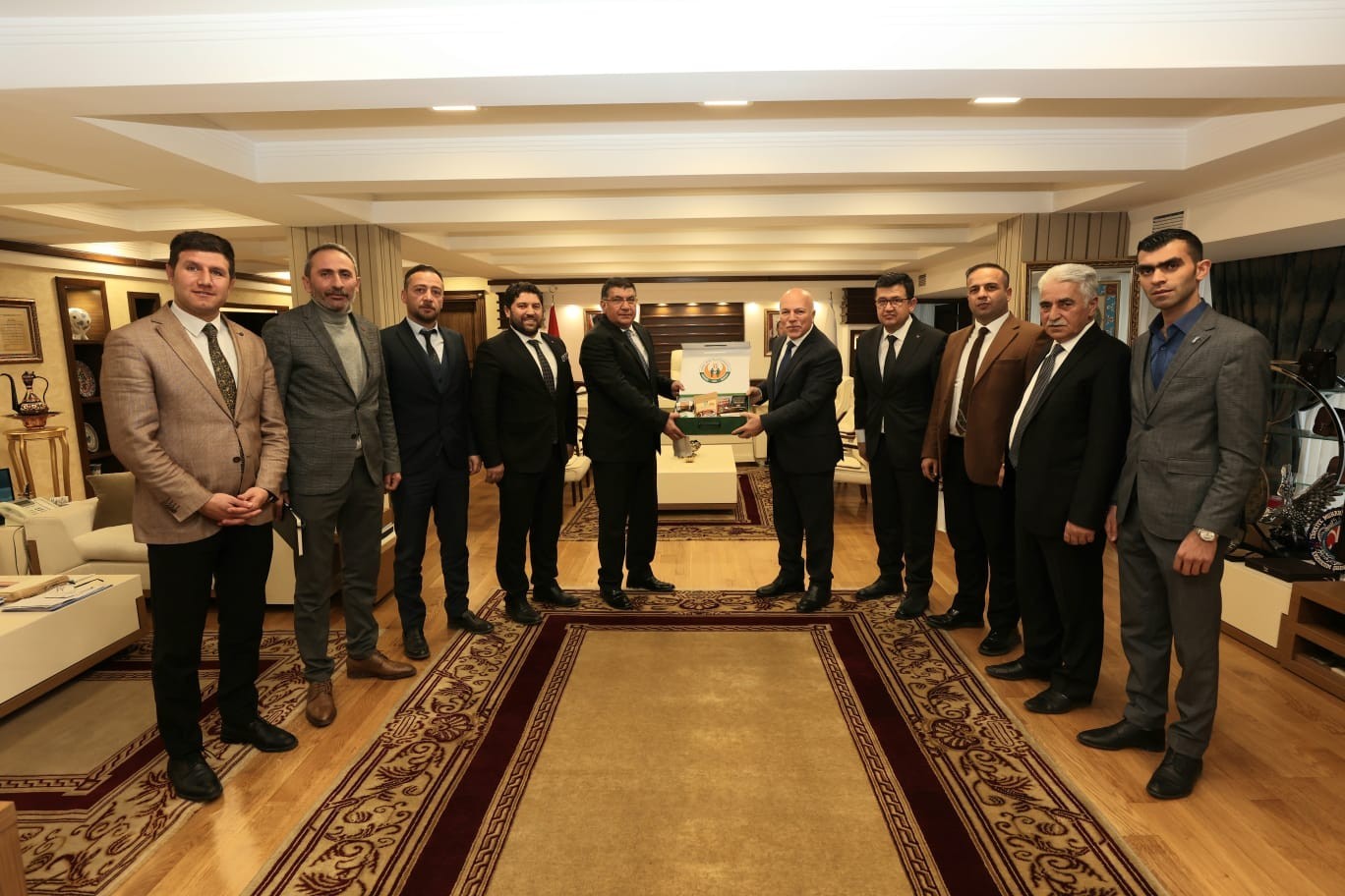 ERZURUM BÜYÜKŞEHİR BELEDİYE BAŞKANI MEHMET SEKMEN, DOĞU ANADOLU BÖLGESİ'NİN EN BÜYÜK YEM FABRİKASININ KENTE KURULACAĞI MÜJDESİNİ VERDİ