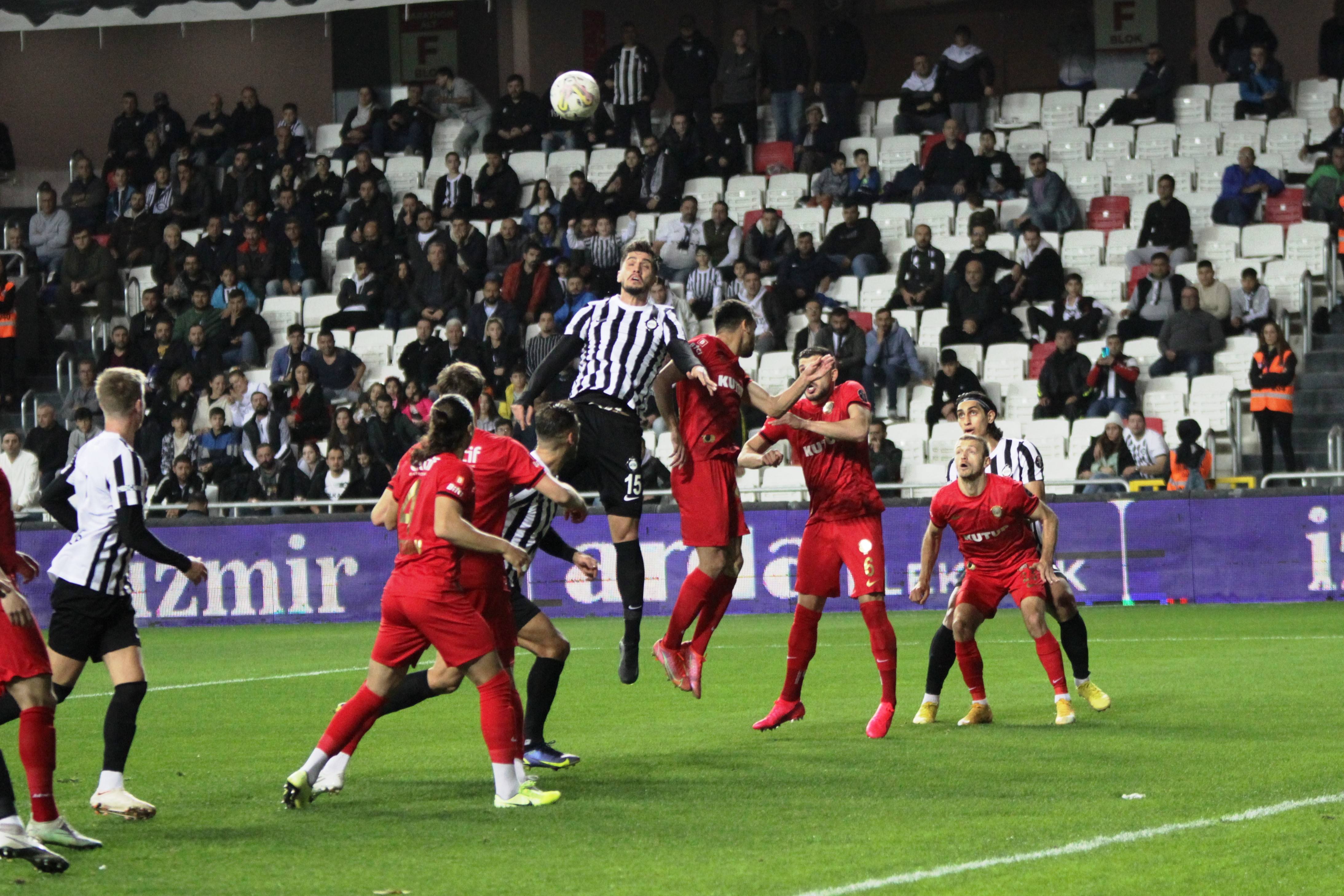 SPOR TOTO 1.LİG'İN 14. HAFTASINDA GENÇLERBİRLİĞİ'Nİ KONUK EDEN ALTAY , GENÇLERBİRLİĞİNİ 1 - 0 MAĞLUP ETTİ
