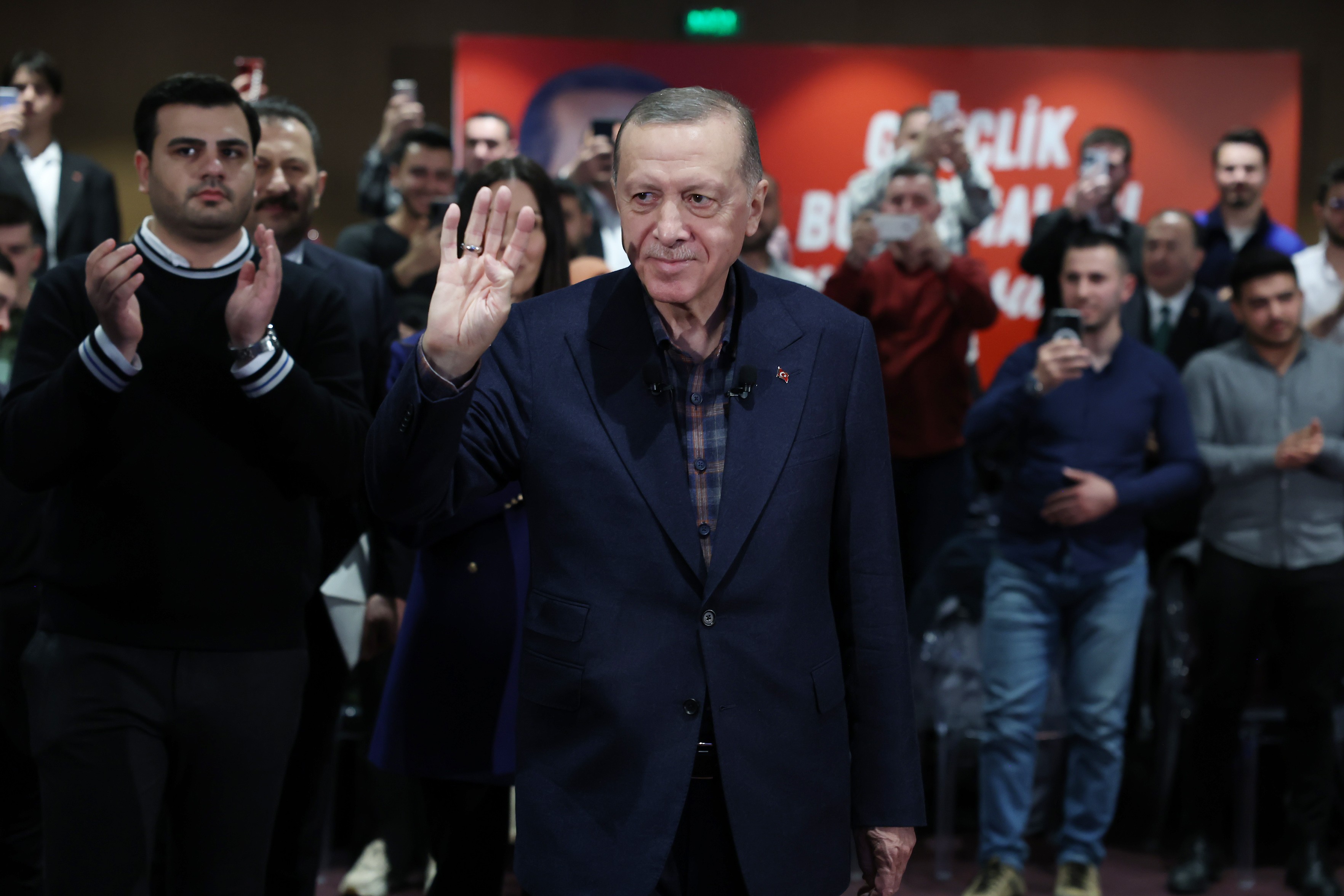 CUMHURBAŞKANI ERDOĞAN: "TAYFUN FÜZESİ YUNAN’I ÜRKÜTÜYOR ‘ATİNA’YI VURUR’ DİYOR, VURACAK TABİ"