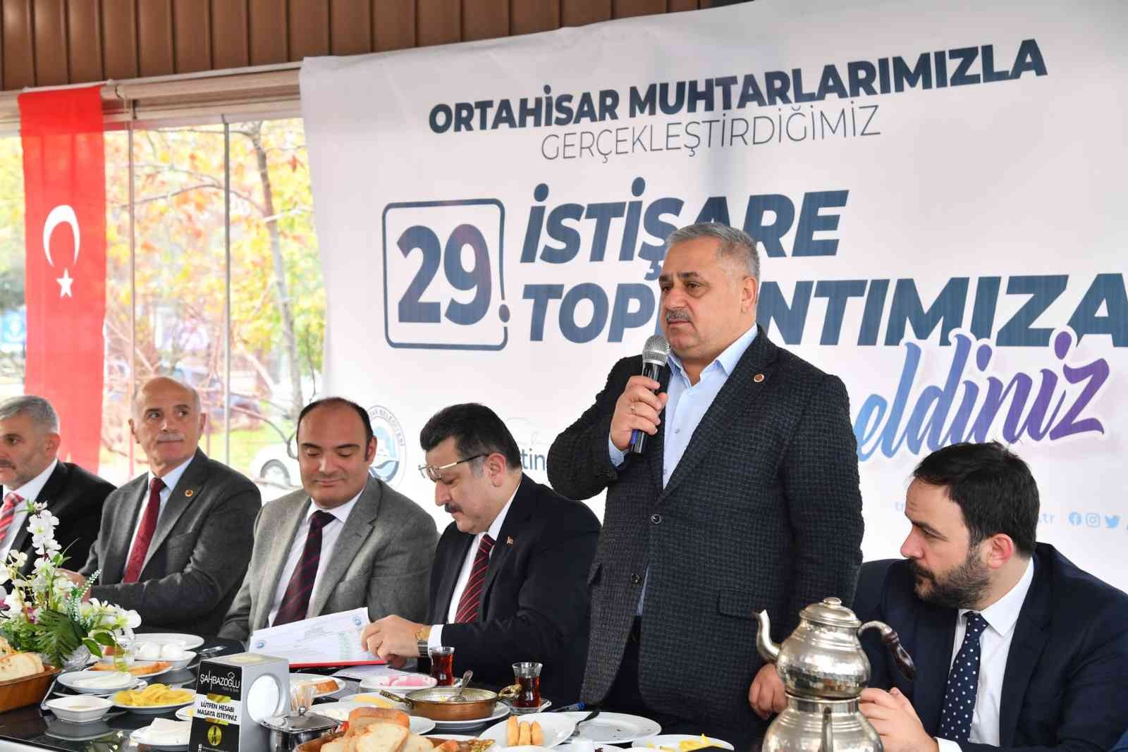 TÜRKİYE MUHTARLAR KONFEDERASYONU BAŞKANI BEKİR AKTÜRK, YENİ MUHTARLAR YASASININ HAZIRLIKLARININ TAMAMLANDIĞINI VE YAKIN BİR ZAMANDA TBMM'DE GÖRÜŞÜLECEĞİNİ SÖYLEDİ