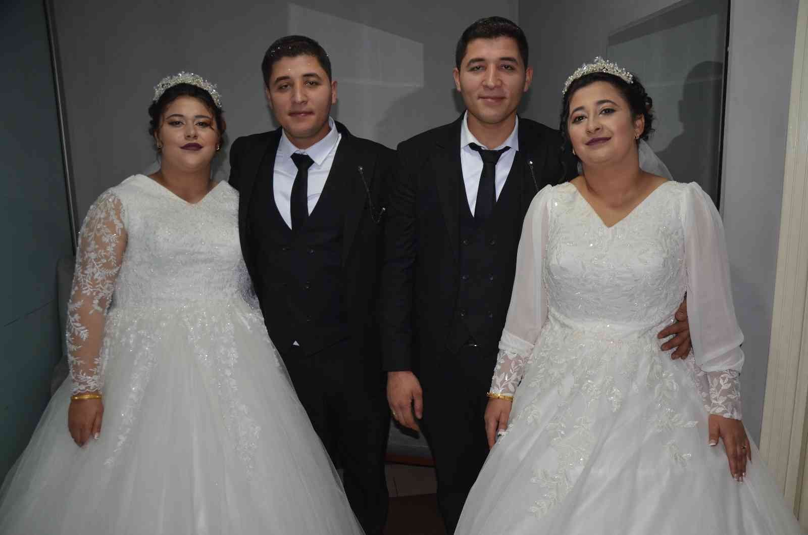 ORDU'DA İKİZ KARDEŞLER GÖKHAN VE OKAN YILDIRIM, TANIŞTIKLARI KIZ KARDEŞLER MELİKE VE MELEK GÜNDÜZ İLE AYNI ANDA DÜNYA EVİNE GİRDİ