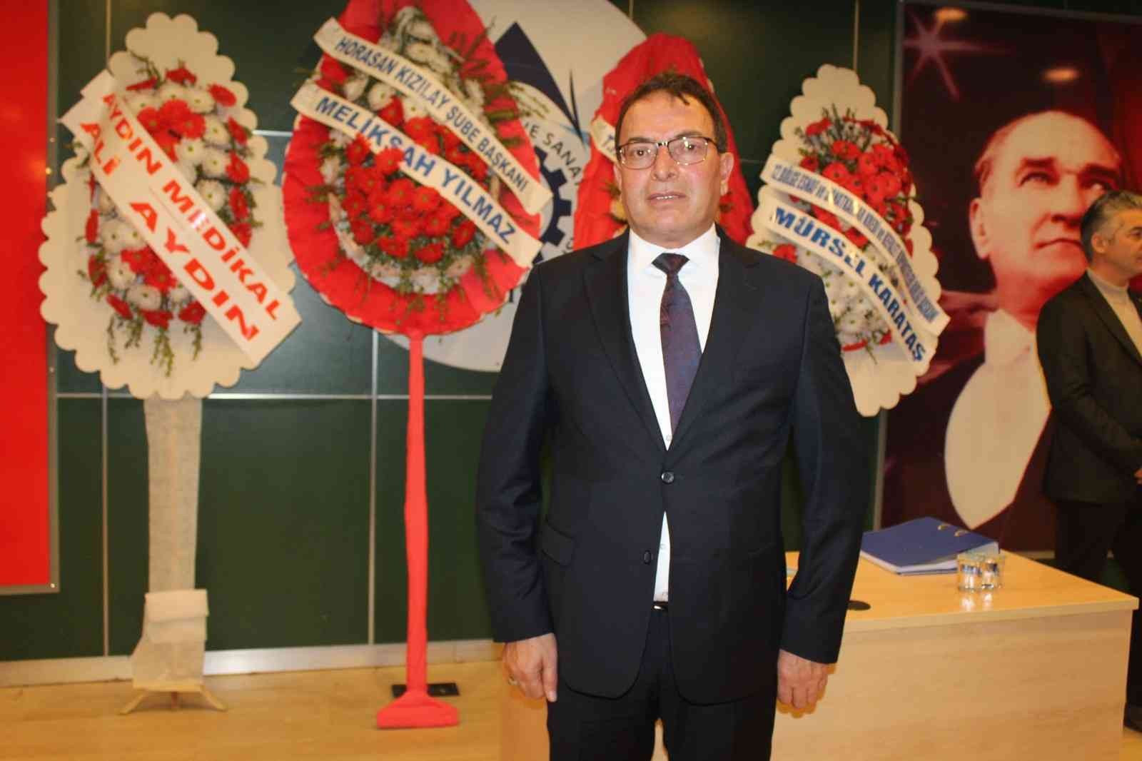 ERZURUM YENİ ESNAF VE SANATKÂRLAR KREDİ KEFALET KOOPERATİFİ'NİN 2023 YILI GENEL KURULA TEK LİSTE İLE GİREN MEVCUT BAŞKAN YAVUZ KARASU, ÜYELERİN TAMAMININ OYUNU ALARAK DÖRT YILLIĞINA YENİDEN BAŞKAN SEÇİLDİ