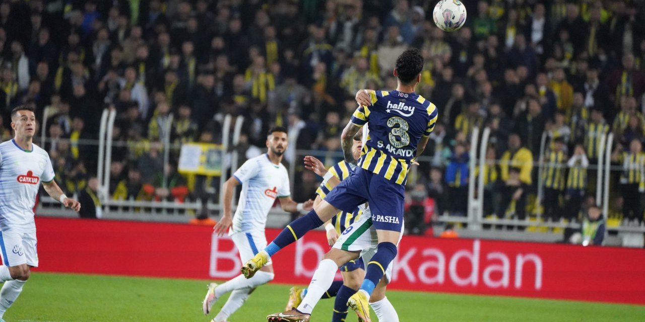 ZİRAAT TÜRKİYE KUPASI KARŞILAŞMASINDA ÇAYKUR RİZESPOR FENERBAHÇE'YE 2 - 1 MAĞLUP OLDU VE KUPAYA VEDA ETTİ