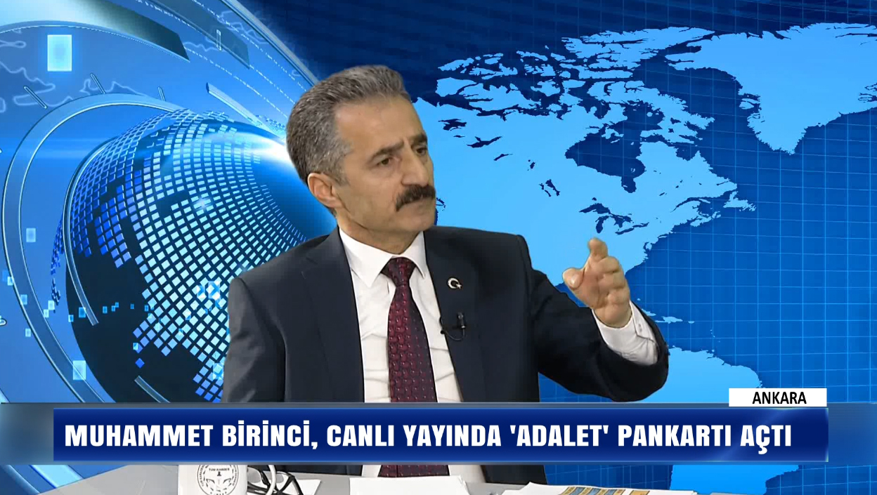 HÜRRİYETÇİ SAĞLIK-SEN GENEL BAŞKANI MUHAMMET BİRİNCİ , TABAN VE TEŞVİK ÖDEMELERİNİN KESİLDİĞİNİ SÖYLEYEREK, ŞU ANDA EMSAL KADROLARLA ARALARINDA 6000 TL FARK OLUŞTUĞUNU ÖNE SÜRDÜ VE CANLI YAYINDA ADALET PANKARTI AÇTI