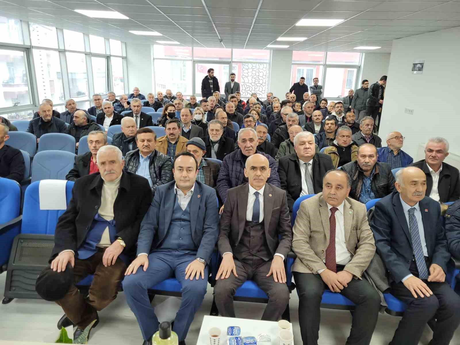 GİRESUN ZİRAAT ODASI'NIN OLAĞAN GENEL KURULU YAPILDI. TEK LİSTEYLE GERÇEKLEŞTİRİLEN GENEL KURULDA MEVCUT ODA BAŞKANI NURİTTİN KARAN GÜVEN TAZELEDİ