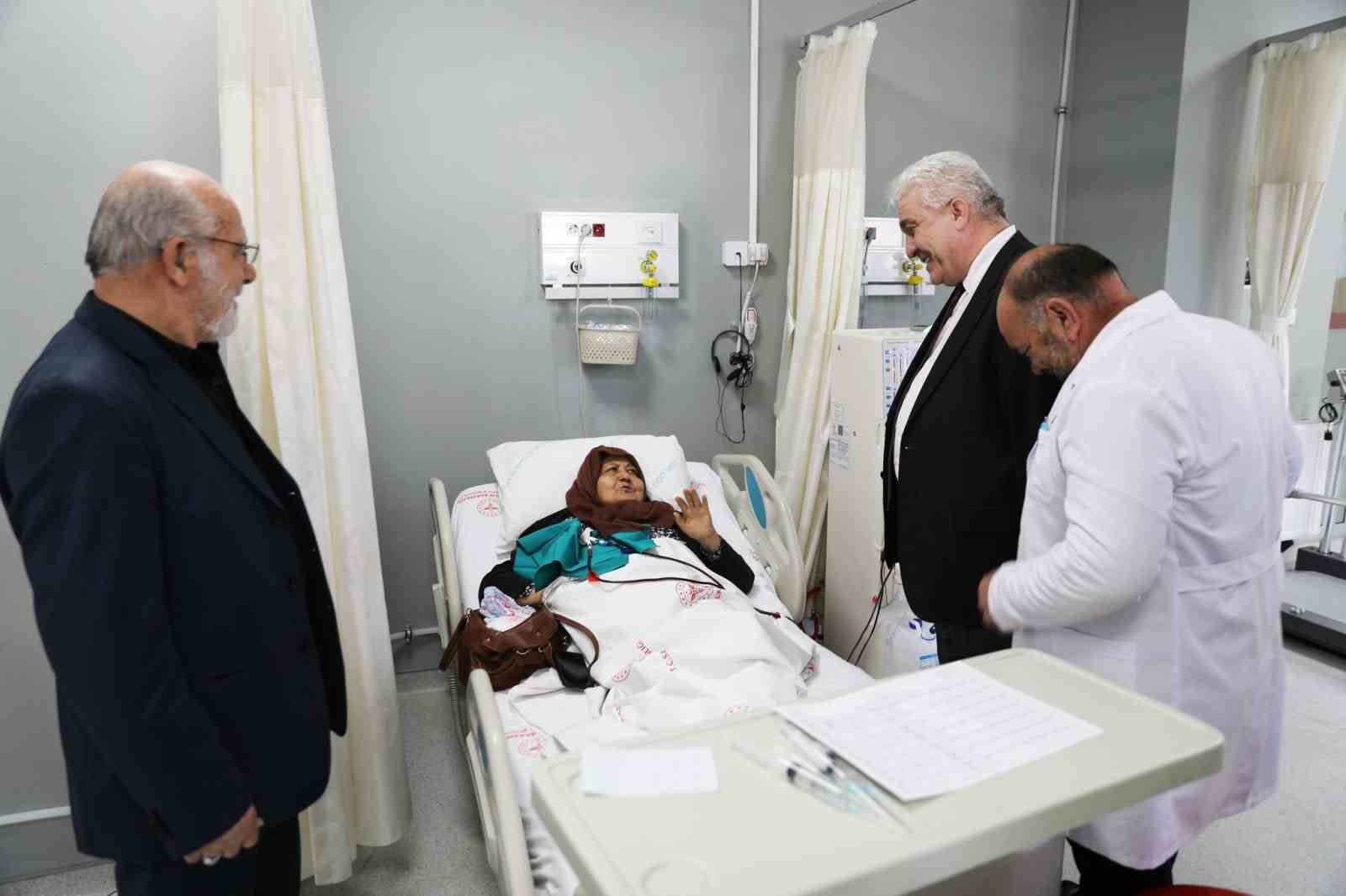 YENİ HİZMETE GİREN KAVAK DEVLET HASTANESİ DİYALİZ MERKEZİ İLK HASTALARINI KABUL ETMEYE BAŞLADI