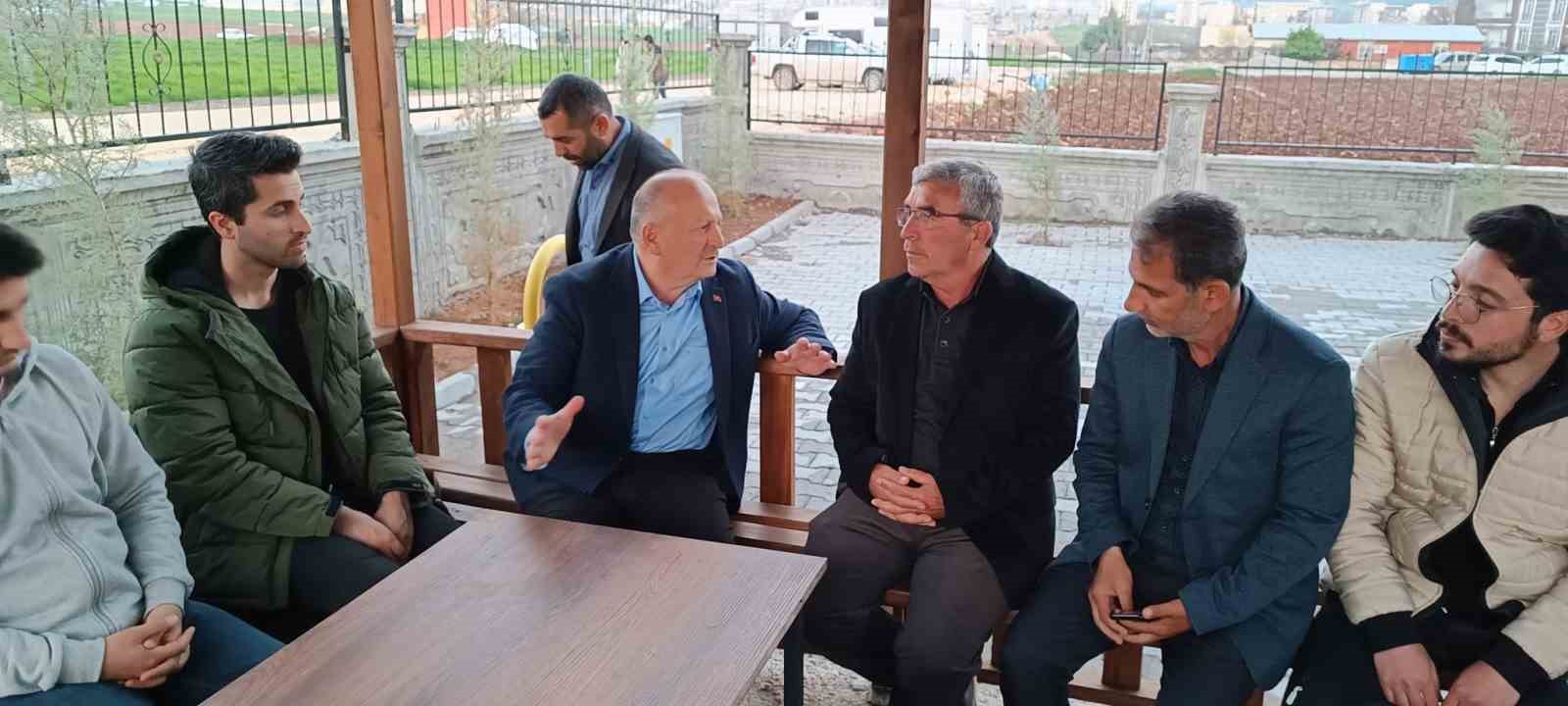 ORDU'NUN ÜNYE BELEDİYESİ TARAFINDAN DEPREM AFETİ SONRASI BÖLGEDE DESTEK ÇALIŞMALARINI SÜRDÜRÜLÜYOR