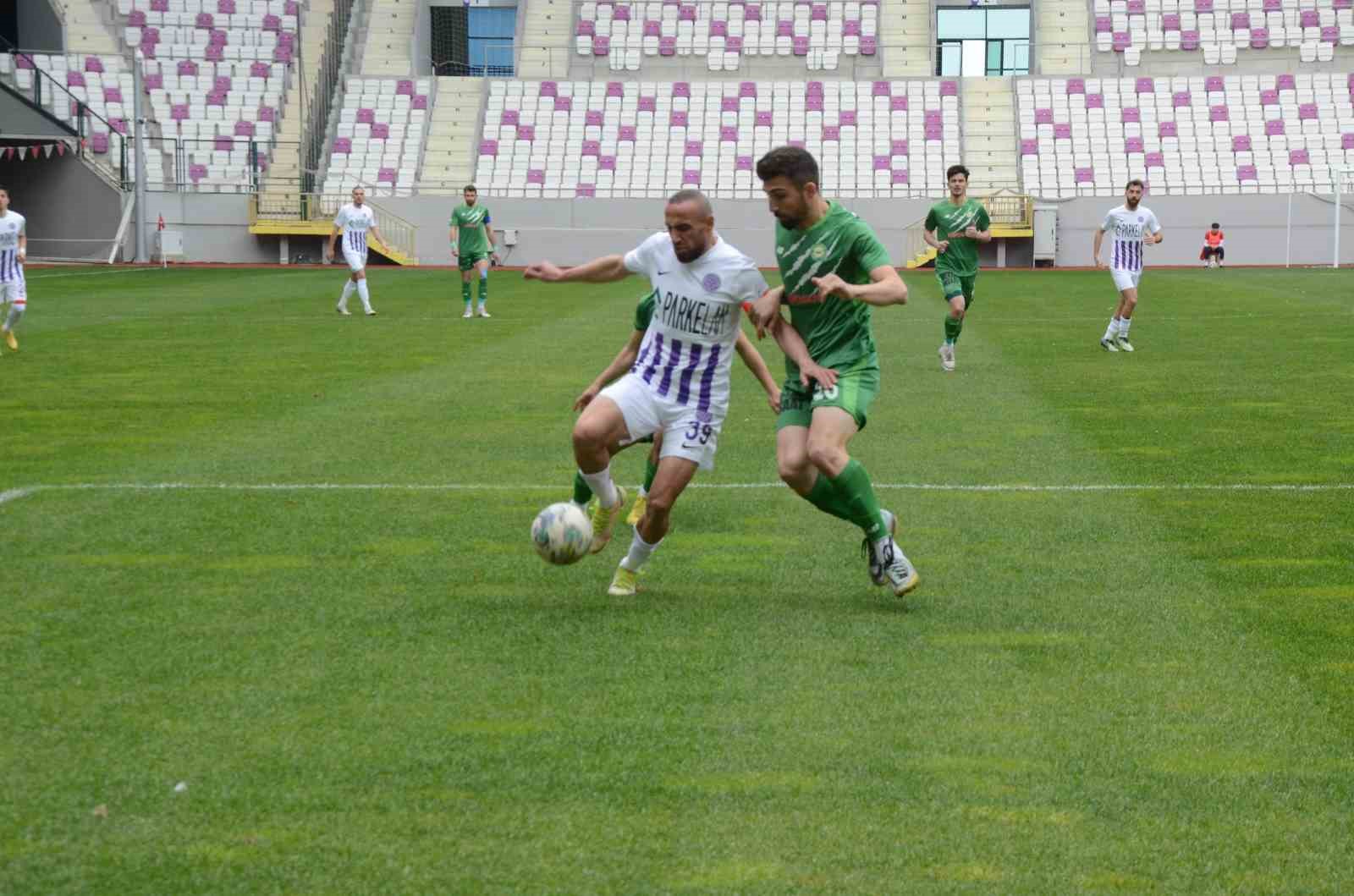 TFF 3. LİG 1. GRUP 26. HAFTADA 52 ORDUSPOR FK , SAHASINDA KARŞILAŞTIĞI 1922 KONYASPOR İLE 2 - 2 BERABERE KALDI
