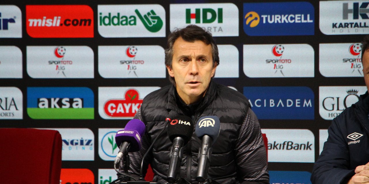 ÇAYKUR RİZESPOR TEKNİK DİREKTÖRÜ BÜLENT KORKMAZ , BANDIRMASPOR MAÇININ ARDINDAN YAPTIĞI AÇIKLAMADA, YOLA DEVAM EDECEĞİZ. KALECİMİZ ZAFER YERE DAHİ YATMADI DEDİ