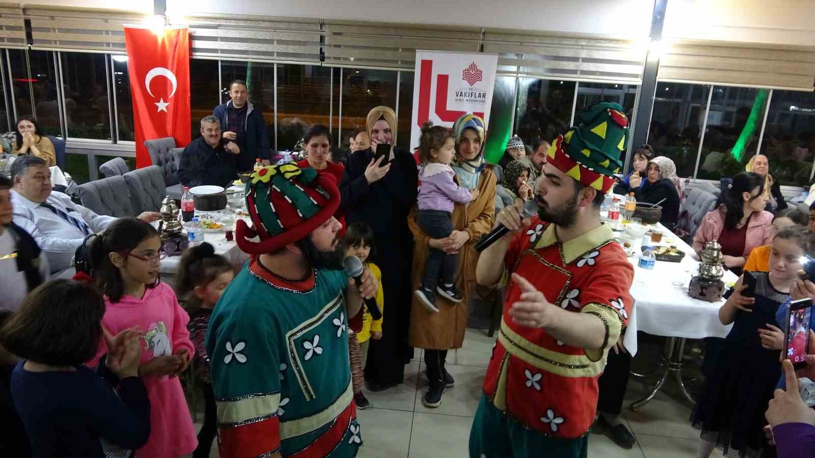 KÜLTÜR VE TURİZM BAKANLIĞI TARAFINDAN TRABZON’DA DÜZENLENEN "BİR LOKMA, BİN SOFRA" İFTAR PROGRAMINDA YAKLAŞIK 650 KİŞİ BİR ARAYA GELDİ