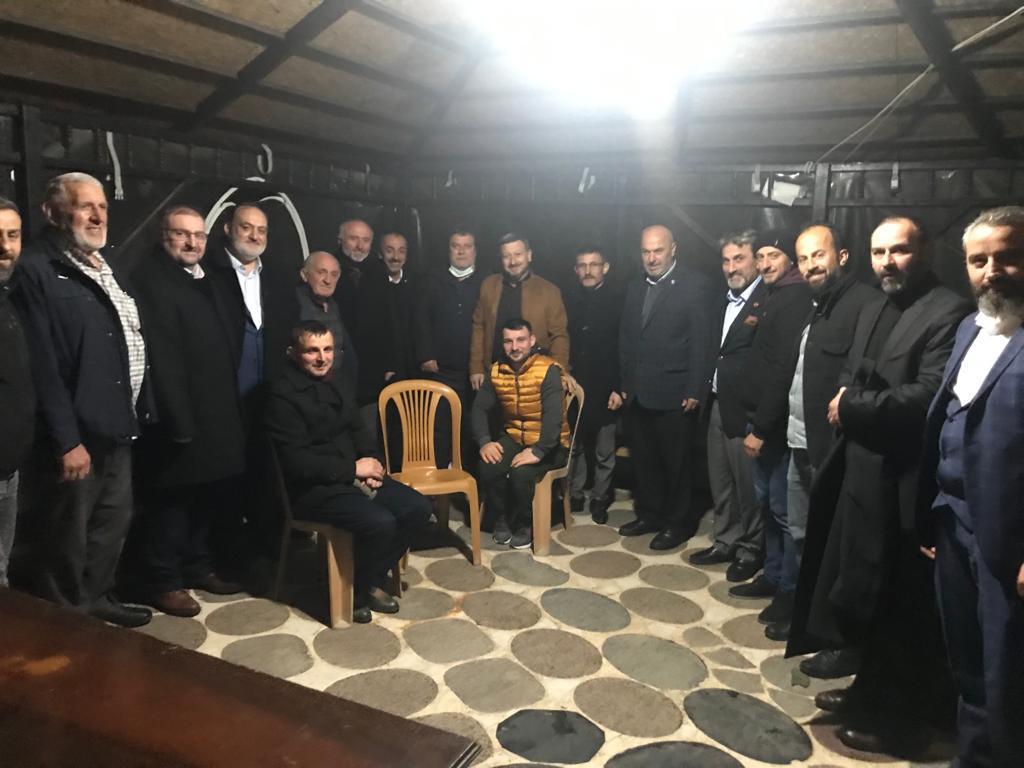 YENİDEN REFAH PARTİSİ RİZE MİLLETVEKİLİ ADAYLARI RİZENİN HERYERİNDE. FINDIKLI IHLAMUR KÖYÜNDE GELENEKSEL İFTAR PROGRAMINA KATILDILAR