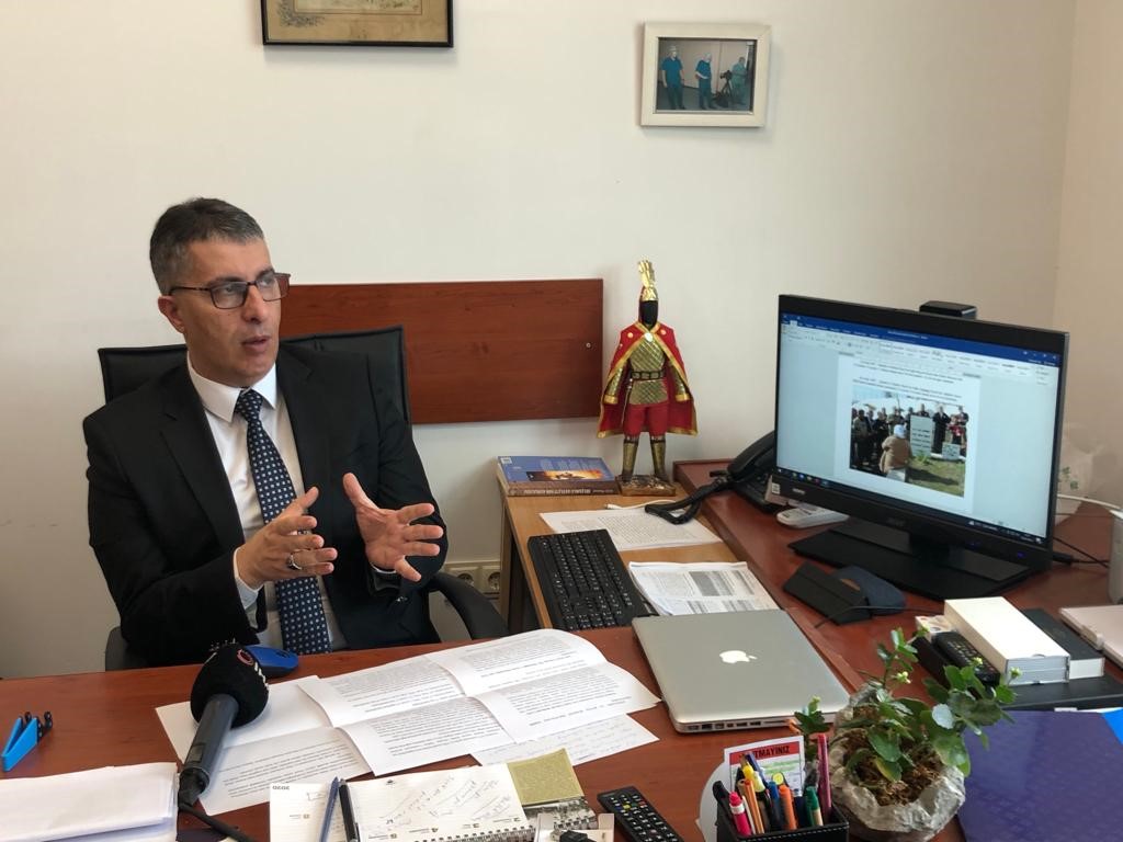 ASILSIZ SOYKIRIM İDDİALARIYLA MÜCADELE DERNEĞİ (ASİMED) BAŞKANI SAVAŞ EĞİLMEZ, TÜRKLERLE KÜRTLER ARASINDA ÇOK GÜÇLÜ TARİHİ BİR BİRLİKTELİK OLDUĞUNU BELİRTEREK, "KÜRTLERİN EN BÜYÜK DÜŞMANI PKK-PYD-YPG TERÖR ÖRGÜTÜDÜR&quo