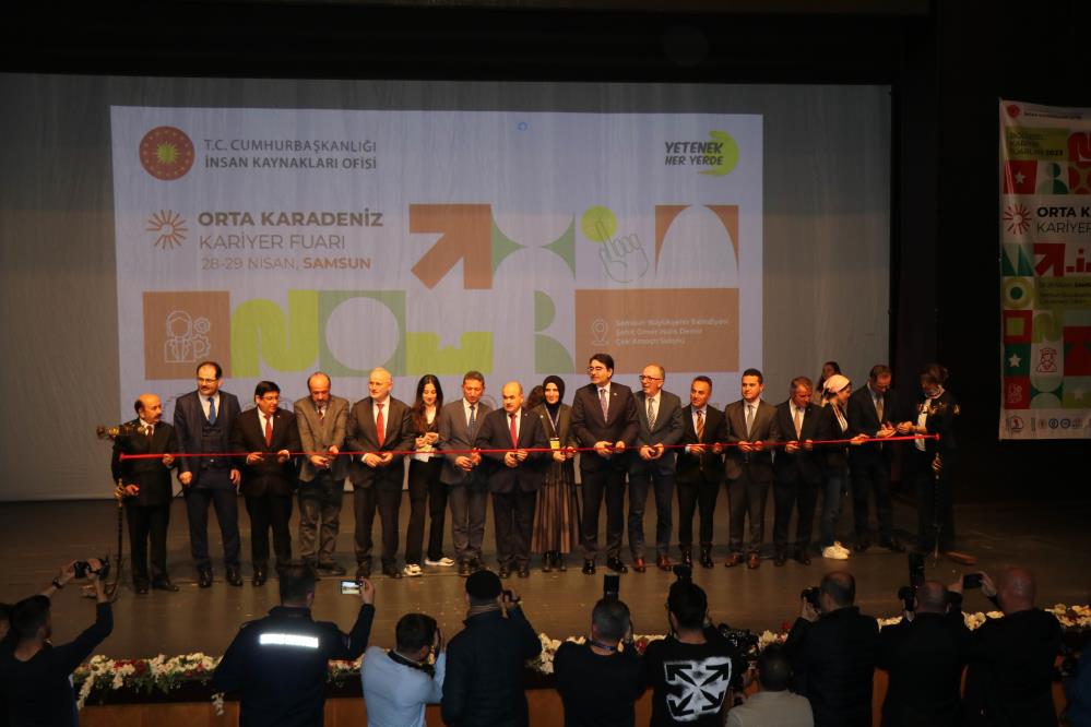 SAMSUN'DA DÜZENLENEN ORTA KARADENİZ KARİYER FUARI (OKAF'23) AÇILIŞ TÖRENİ İLE BAŞLADI