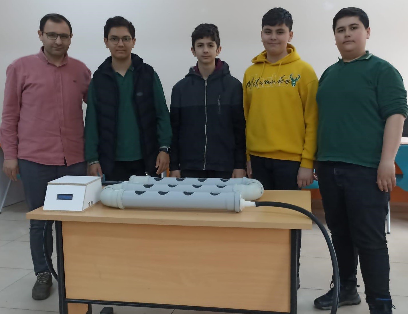 SAMSUN TEKKEKÖY ANADOLU İMAM HATİP LİSESİ ÖĞRENCİLERİ TOPRAKSIZ TARIM SİSTEMİNİ ELE ALAN PROJELERİ İLE TEKNOFEST 2023 FİNALLERİNDE YARIŞIYOR