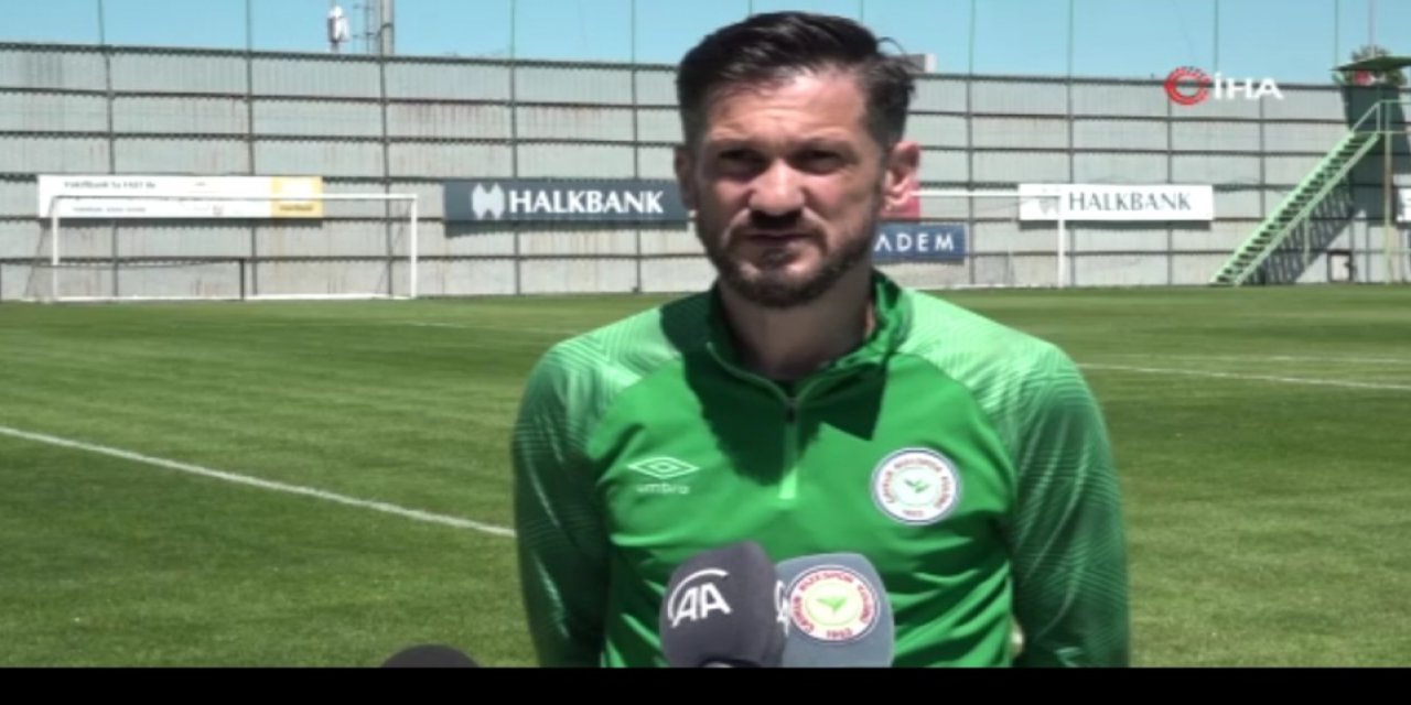 ÇAYKUR RİZESPOR'UN BAŞARILI FUTBOLCUSU OĞUZ CEYLAN, RİZE'NİN HAK ETTİĞİ YERİN SÜPER LİG OLDUĞUNU SÖYLEDİ