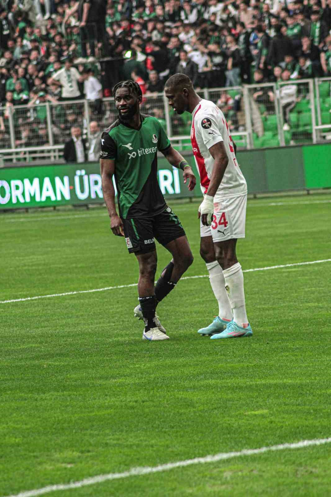 SPOR TOTO 1. LİG 36. HAFTASINDA SAKARYASPOR, KONUK ETTİĞİ PENDİKSPOR'U 3-2 MAĞLUP ETTİ