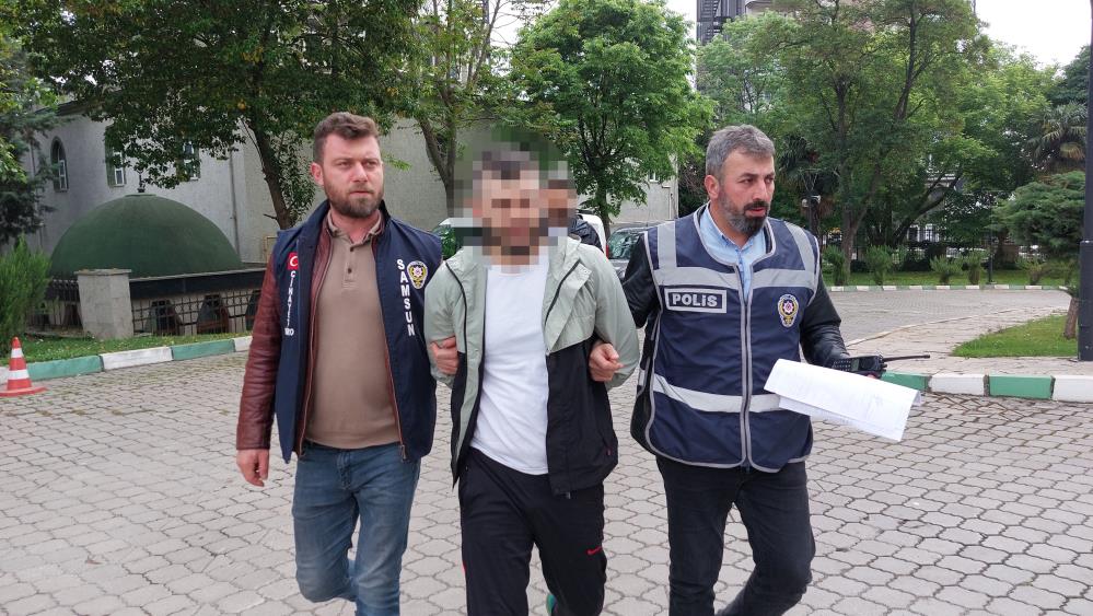 SAMSUN'DA KIZ ARKADAŞINA SOSYAL MEDYA ÜZERİNDEN "TANIŞALIM" YAZAN 2 ÇOCUK BABASI LASTİKÇİYİ İŞ YERİNE GİDEREK TABANCAYLA ÖLDÜREN ŞAHIS İLE KIZ ARKADAŞI ADLİYEYE SEVK EDİLDİ