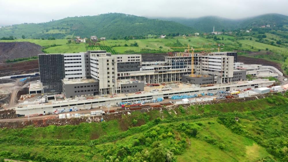 SAĞLIK BAKANLIĞI'NIN ÖZ KAYNAKLARIYLA YAPILAN SAMSUN ŞEHİR HASTANESİ'NİN YÜZDE 60'I TAMAMLANDI. SAMSUN ŞEHİR HASTANESİ YIL SONUNDA SAĞLIK BAKANLIĞI’NA TESLİM EDİLECEK