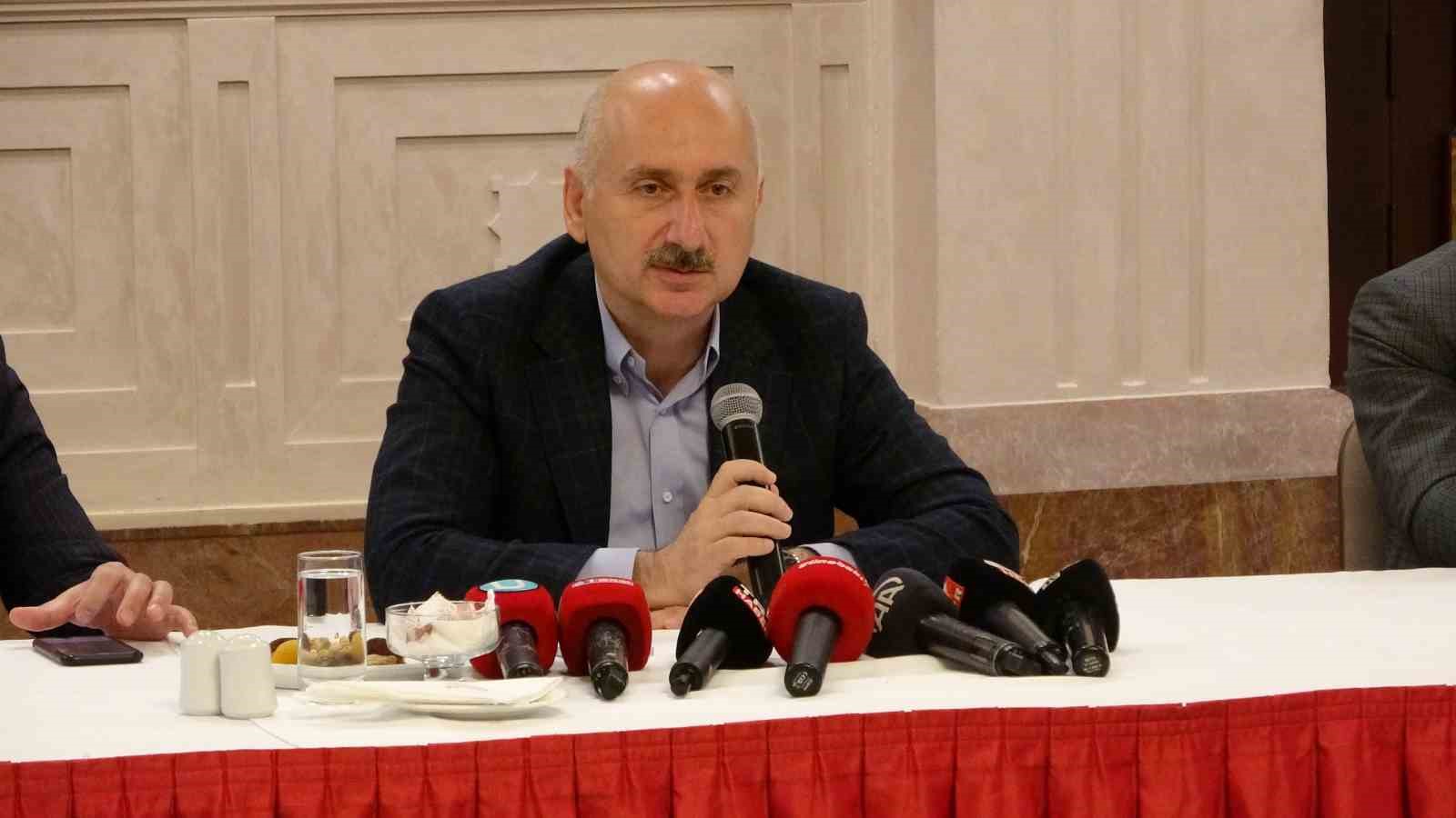 ULAŞTIRMA VE ALTYAPI BAKANI AK PARTİ TRABZON MİLLETVEKİLİ ADİL KARAİSMAİLOĞLU: “ŞU ANDA DEVAM EDEN TAM 24 TANE PROJE VAR” DEDİ
