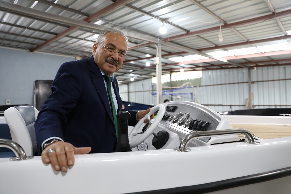 ORDU BÜYÜKŞEHİR BELEDİYE BAŞKANI DR. MEHMET HİLMİ GÜLER TARAFINDAN DENİZDEN DAHA FAZLA YARARLANMA VE DENİZCİLİĞE YÖNELİK FAALİYETLERİN ARTTIRILMASI AMACIYLA BAŞLATILAN ÇALIŞMALAR ARTARAK DEVAM EDİYOR