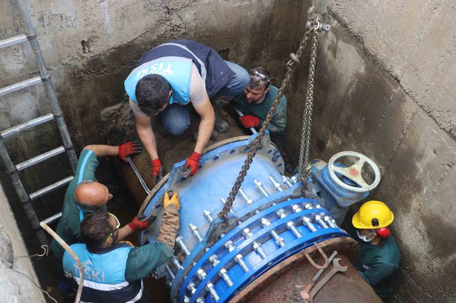 TRABZON BÜYÜKŞEHİR BELEDİYESİ TİSKİ GENEL MÜDÜRLÜĞÜ TARAFINDAN YÜRÜTÜLEN HAT DEĞİŞİM İŞLEMİ SÜRÜYOR