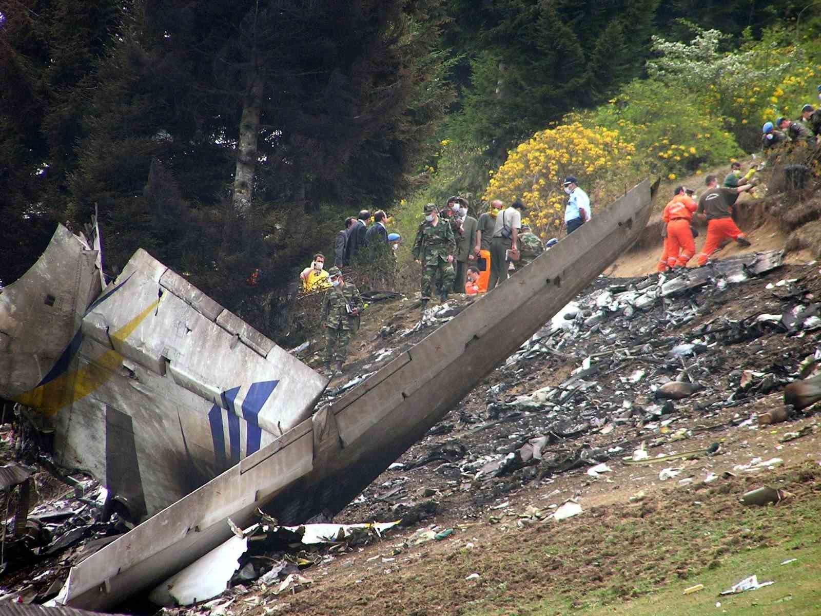 TRABZON'UN MAÇKA İLÇESİ PİLAV DAĞI'NA 2003 YILINDA DÜŞEN İSPANYOL UÇAĞINA İLK ULAŞAN CAMİ İMAMININ GÖSTERDİĞİ ÇABA İSPANYA'DA BELGESELE KONU OLDU