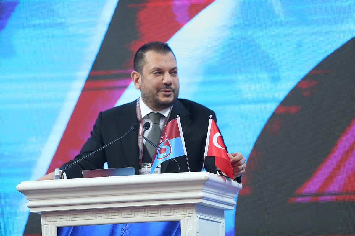 TRABZONSPOR KULÜP BAŞKANI ERTUĞRUL DOĞAN, HEDEFLERİNİN GÜZEL HİKAYELERLE DOLU BİR SEZON GEÇİRMEK OLDUĞUNU BELİRTEREK, YENİ SEZONA EKSİKSİZ ŞEKİLDE GİREBİLMEK İÇİN YOĞUN BİR ŞEKİLDE ÇALIŞTIKLARINI SÖYLEDİ