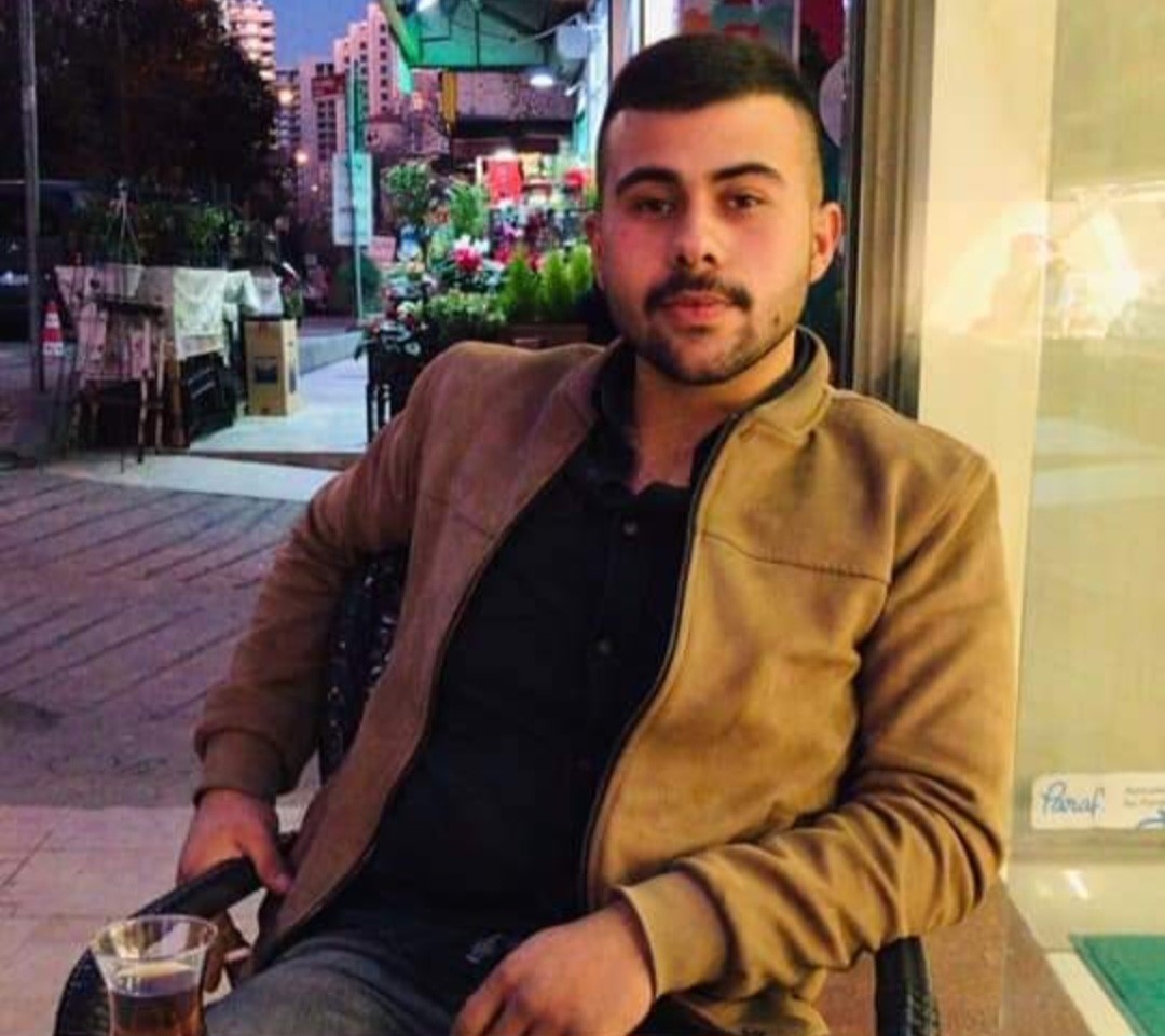 SAMSUN’DA MENFEZE ÇARPAN ARACIN SÜRÜCÜSÜ AYHAN SEVEN HAYATINI KAYBETTİ