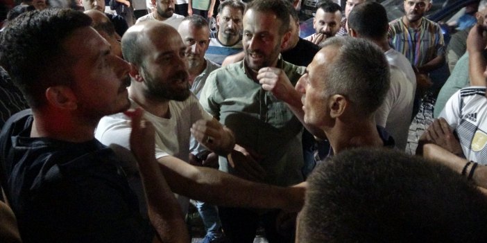 RİZE’DE BAŞKANLARI GÖZALTINA ALINAN MİNİBÜSÇÜLER EYLEM YAPTI