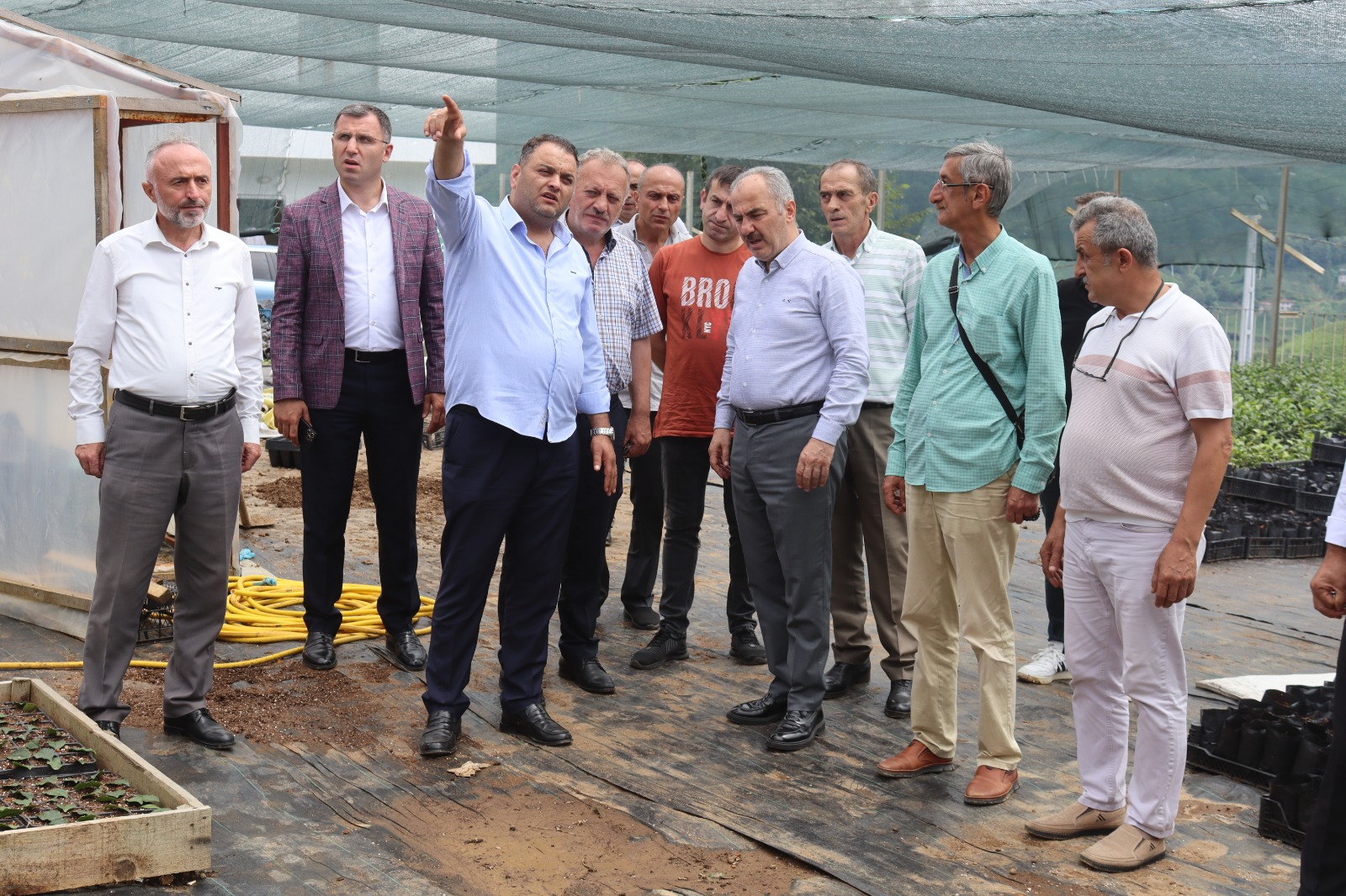 RİZE BELEDİYE BAŞKANI RAHMİ METİN RİZE ZİRAAT ODASININ MECLİS TOPLANTISINA KATILDI. METİN; RİZE ZİRAAT ODASININ TEMMUZ AYI TOPLANTISINA KATILARAK BELEDİYENİN YAPTIĞI ÇALIŞMALARLA İLGİLİ MECLİS ÜYELERİNİ BİLGİLENDİRDİ