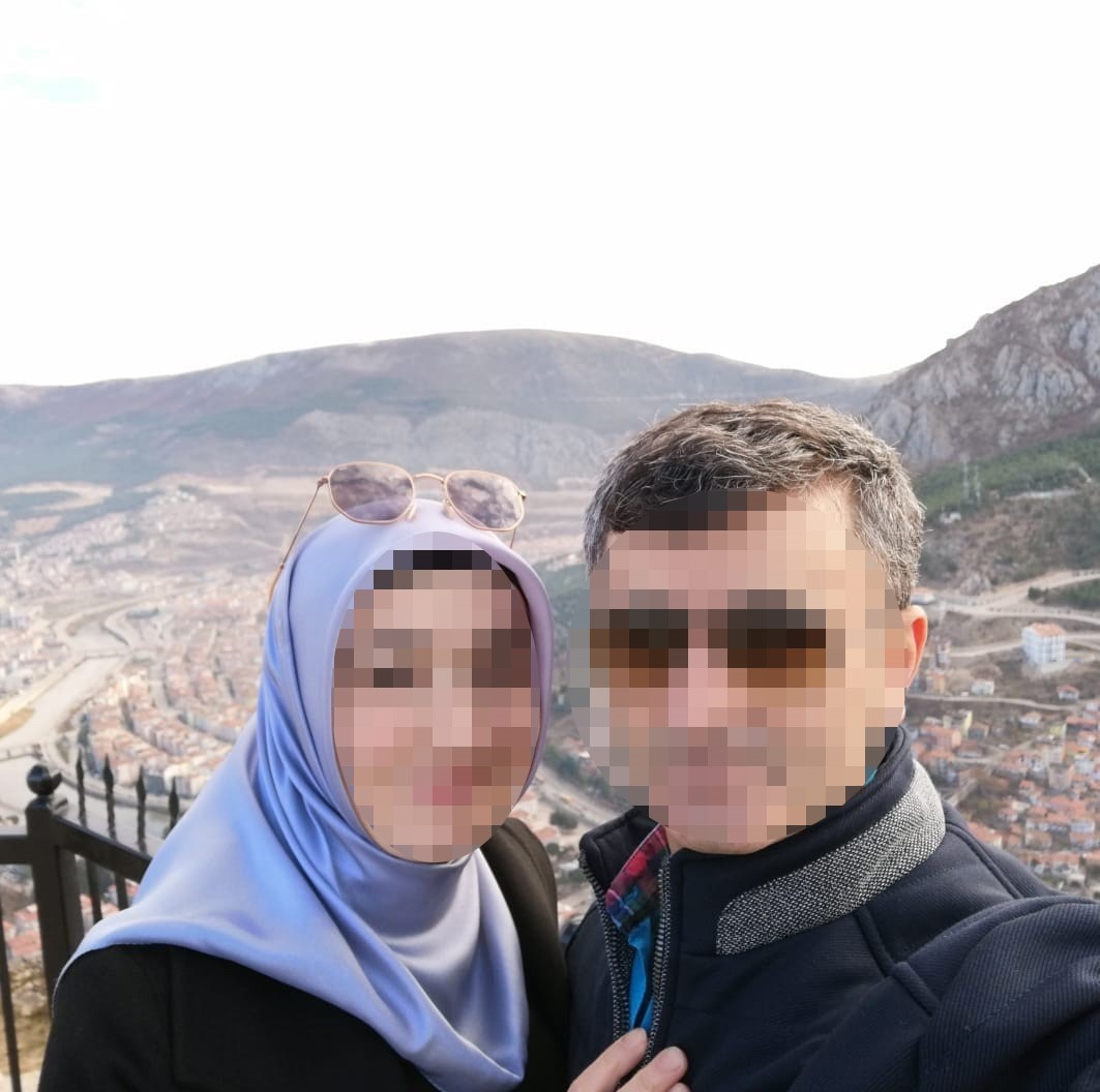 ORDU'NUN ALTINORDU İLÇESİ CUMHURİYET MAHALLESİ'NDE 48 YAŞINDAKİ M. Ç. , ESKİ EŞİ 39 YAŞINDAKİ A.Ç’Yİ. KESER SAPI İLE DÖVEREK ÖLDÜRDÜ