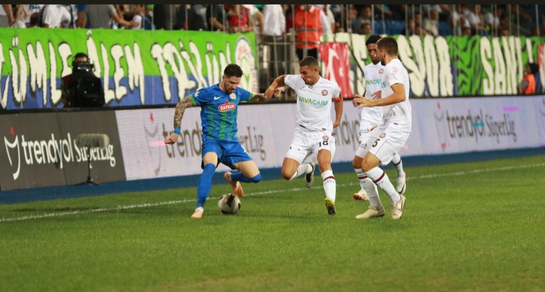 Ç.RİZESPOR 2'DE 2 YAPTI. KENDİ EVİNDE FATİH KARAGÜMRÜK'Ü 1 - 0 MAĞLUP ETTİ