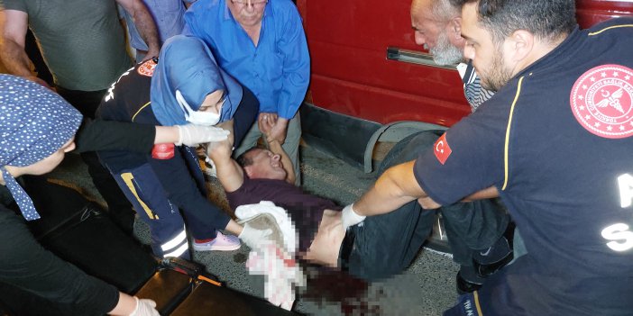 SAMSUN'DA İÇKİLİ RESTORAN ÇIKIŞI BIÇAKLI KAVGADA 1 KİŞİ HAYATINI KAYBEDERKEN , 2 KİŞİ DE AĞIR YARALANDI