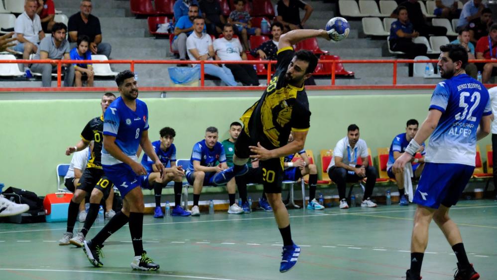 2023-2024 HENTBOL SEZONU ERKEKLER SÜPER LİGİ’NİN 2. HAFTASI’NDA RİZE BELEDİYESİ HENTBOL TAKIMI KÖYCEĞİZ BELEDİYESİ’NE 40 – 32 MAĞLUP OLDU