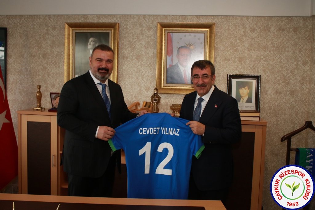 CUMHURBAŞKANI YARDIMCISI CEVDET YILMAZ, ÇAYKUR RİZESPOR’U ZİYARET ETTİ