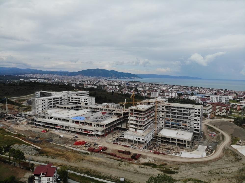 ORDU'YA SAĞLIK ALANINDA SINIF ATLATACAK 900 YATAKLI ŞEHİR HASTANESİ İNŞAATI YÜZDE 74’E ULAŞTI
