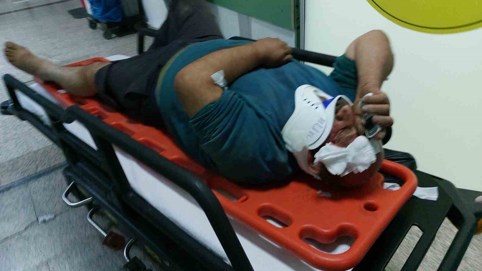 SAMSUN'UN BAFRA İLÇESİ ULUAĞAÇ MAHALLESİ DARBOĞAZ MEVKİİ ORMANINDA TRAKTÖR RÖMORKUNDAN DÜŞEREK YARALANAN KASIM A, AMBULANS HELİKOPTER İLE HASTANEYE KALDIRILDI