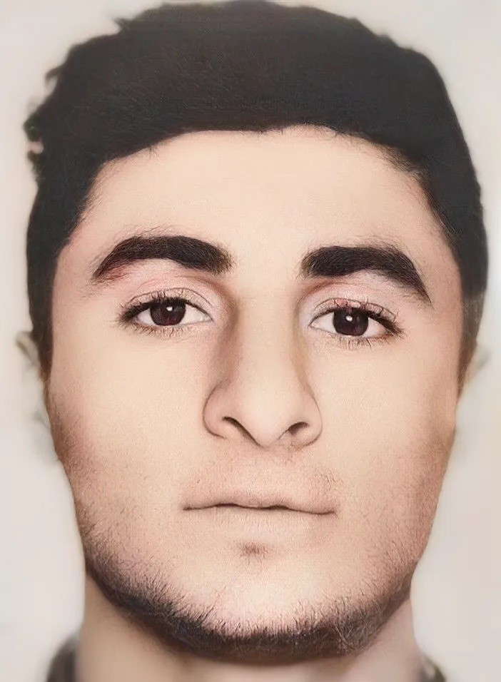 SAMSUN'DA ÇALIŞTIĞI HÜKÜMET KONAĞI İNŞAATINDA ASILI HALDE BULUNAN 23 YAŞINDAKİ CEMAL KAYA, KALDIRILDIĞI HASTANEDE HAYATINI KAYBETTİ. ŞIRNAK’TAN 4 AY ÖNCE GELMİŞTİ