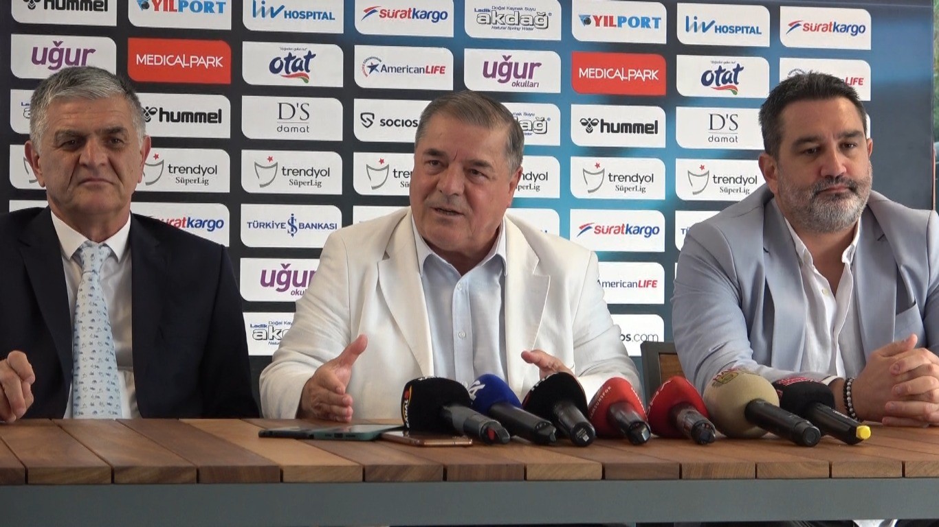 TEKNİK DİREKTÖR HÜSEYİN EROĞLU İLE YOLLARINI AYIRAN SAMSUNSPOR’DA YENİ TEKNİK DİREKTÖR RİZESPOR MAÇINA YETİŞTİRİLMEYE ÇALIŞILACAK
