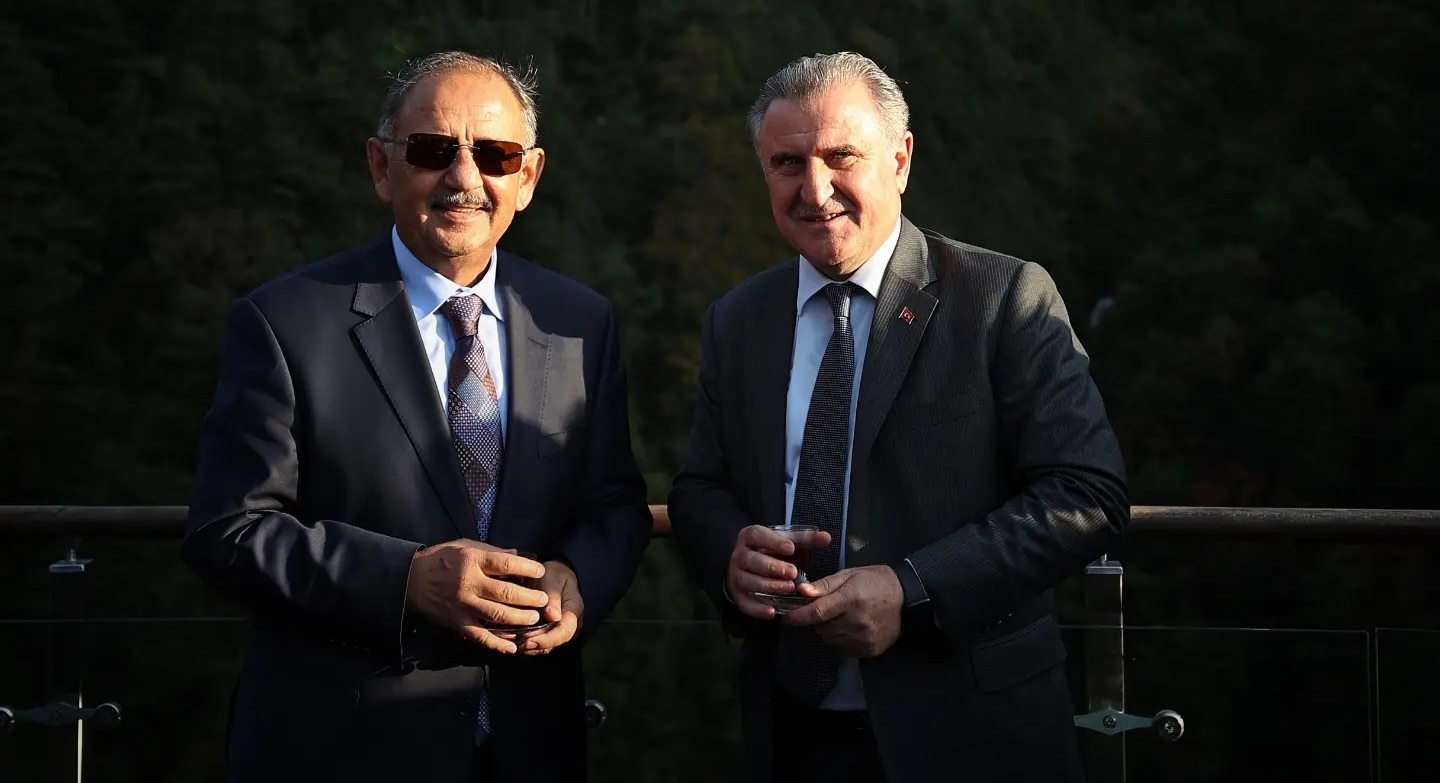 ÇEVRE, ŞEHİRCİLİK VE İKLİM DEĞİŞİKLİĞİ BAKANI MEHMET ÖZHASEKİ: “AYDER YAYLASI’NDA HARCADIĞIMIZ RAKAM TOPLAMDA 2 MİLYAR TL” DEDİ